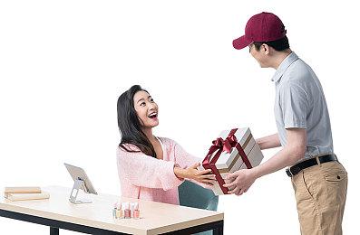 《时空勇士》重制版Web CM公布 游戏今日登陆NS